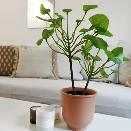 Paris-buttes Chaumont Iii Apartment *